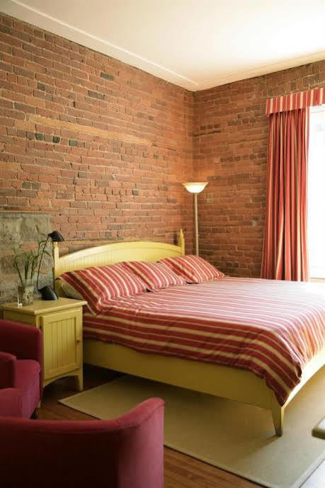 Auberge Saint-Pierre Québec Rom bilde